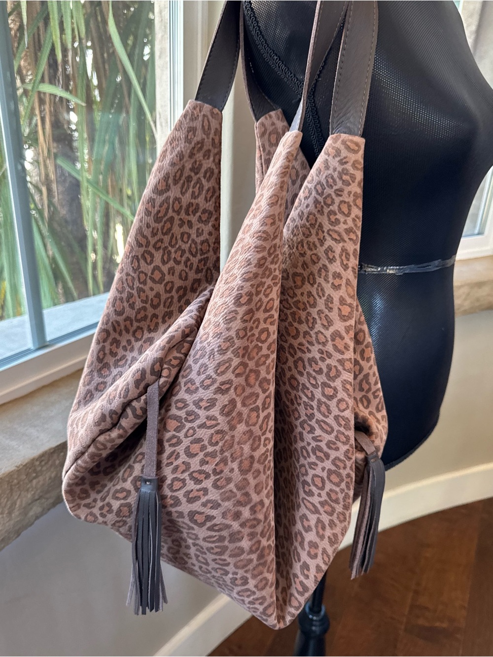 Idea77 Leopard Print Slouchy Hobo Oversized Tote Bag - Shoulder Bag - Picture 4 of 16